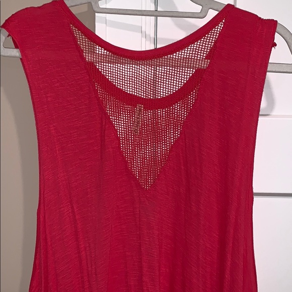 Emma & Sam Tops - Emma & Sam deep V sleeveless tee